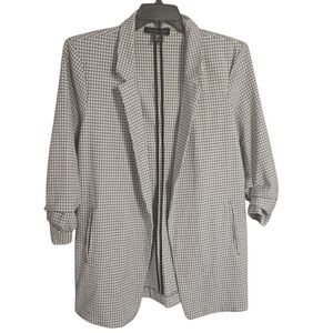 Rachel Zoe Black and White Blazer with Notched Lapels and Three-Quarter Sleeves